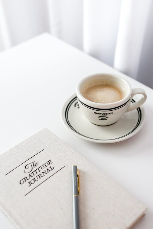 How to Start a Gratitude Journal: A Simple Guide to Daily Joy